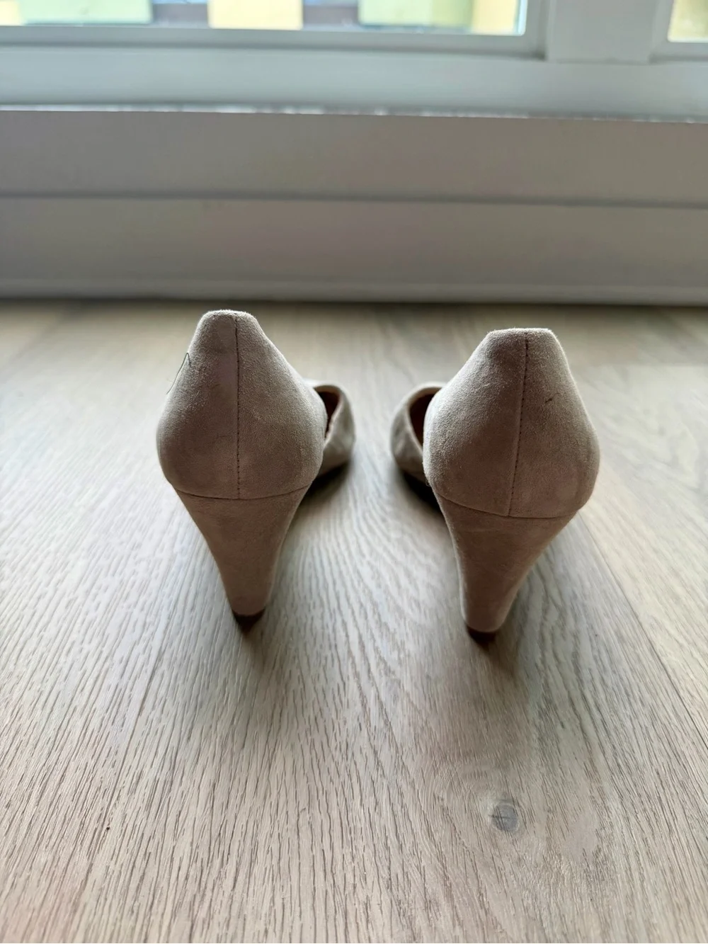 Franco Sarto Taupe Suede Leather Pointed-Toe D'Orsay Shoes